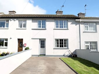 42 Fahy Gardens, Loughrea, Co. Galway