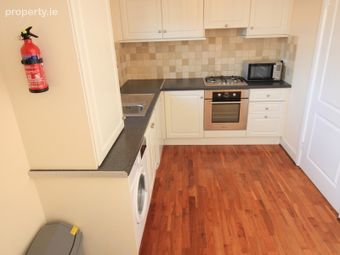 16 Barley Grove, The Maltings, Ballincollig, Co. Cork - Image 5