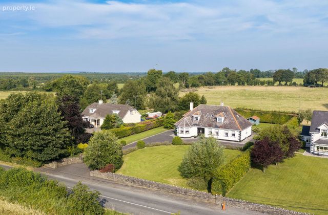 Tinode, Streete, Boherquill, Co. Westmeath - Click to view photos