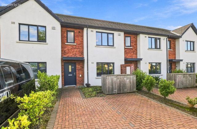 26 Bay Meadows Park, Dublin 15, Hollystown, Dublin 15 - Click to view photos