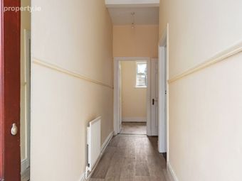 25 Saint Benedict's Gardens, Phibsborough, Dublin 7 - Image 2