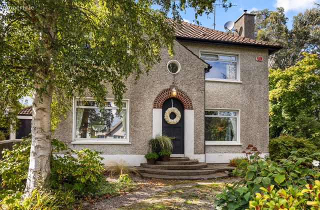 Coonawarra, 38 Killiney Road, Dalkey, Co. Dublin - Click to view photos