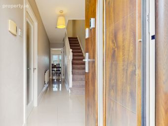 16 Marlfield Court, Kiltipper, Dublin 24 - Image 2