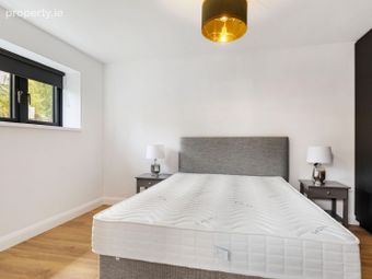 Apartment 1, 51 Village Court, Butterfield Avenue, Dublin 14 - Image 5