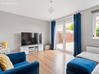 29 Hunters Way, Hunters Wood, Ballycullen, Dublin 24 - Image 2