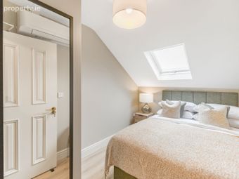 Flat 10, 1 Clonskeagh Road, Milltown, Dublin 6 - Image 4