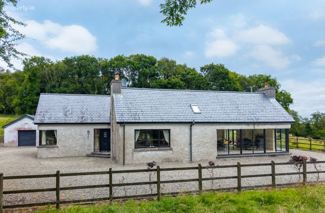 Tawnagh, Lahardane, Cuilkillew, Co. Mayo - Click to view photos