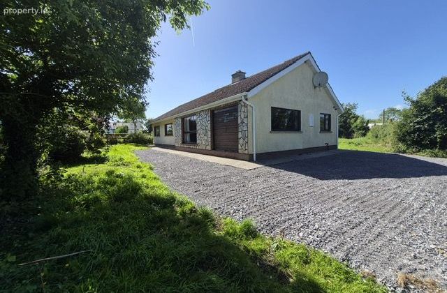 Ballylanigan, Mullinahone, Ninemilehouse, Co. Tipperary - Click to view photos
