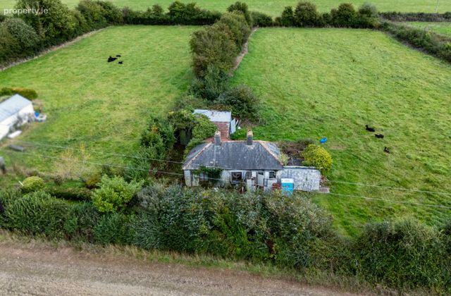 Derry, Rathcabbin, Co. Tipperary - Click to view photos