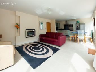 Apartment 10 Rochfort House, Brennanstown, Cabinteely, Co. Dublin, Cabinteely, Dublin 18 - Image 4