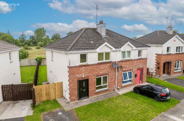 20 Langfield, Dundalk, Co. Louth, Dundalk, Co. Louth - Click to view photos